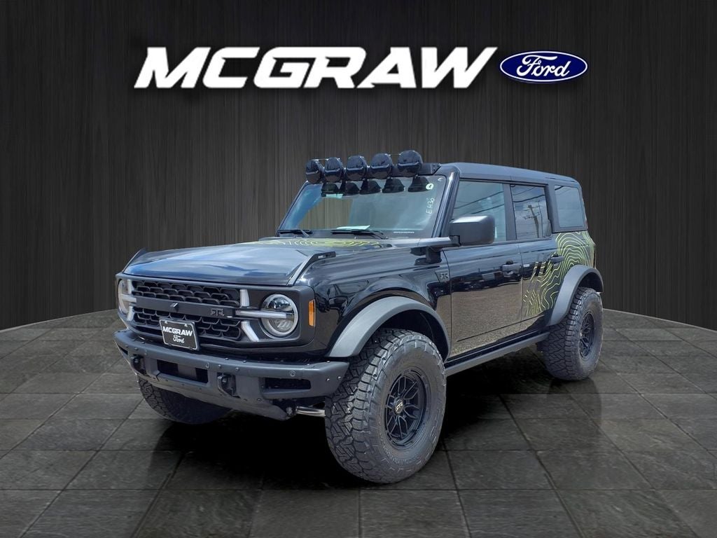 2026 Ford Bronco Badlands in Shadow Black — front three-quarter view