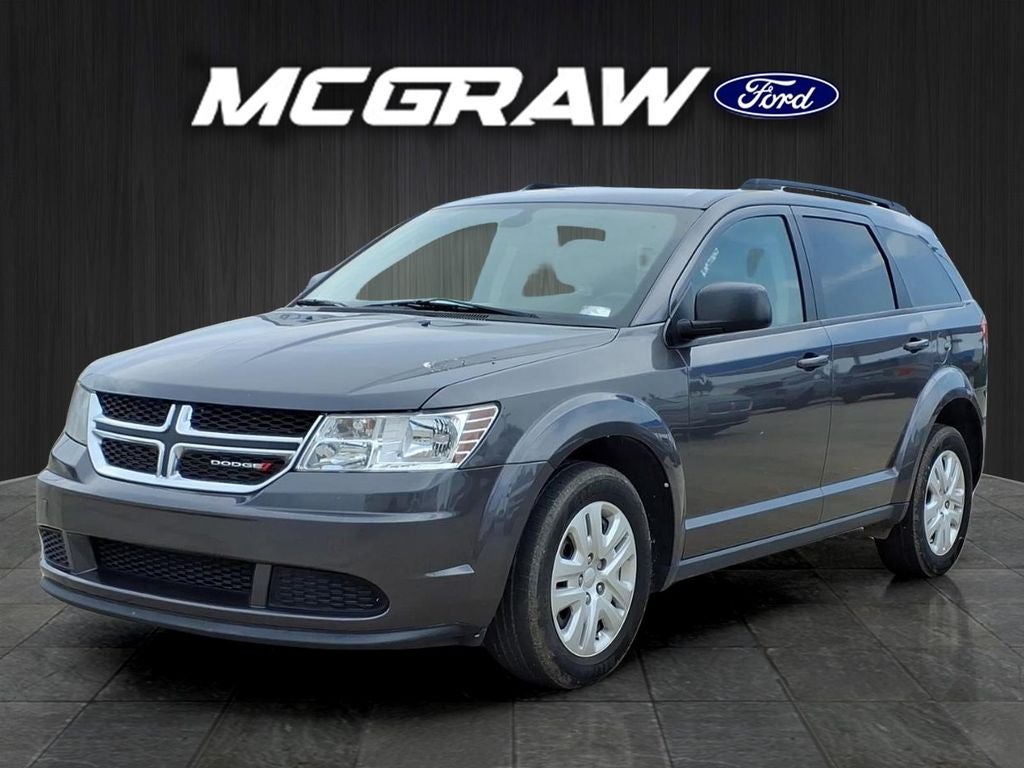 2020 Dodge Journey SE in Granite — front three-quarter view