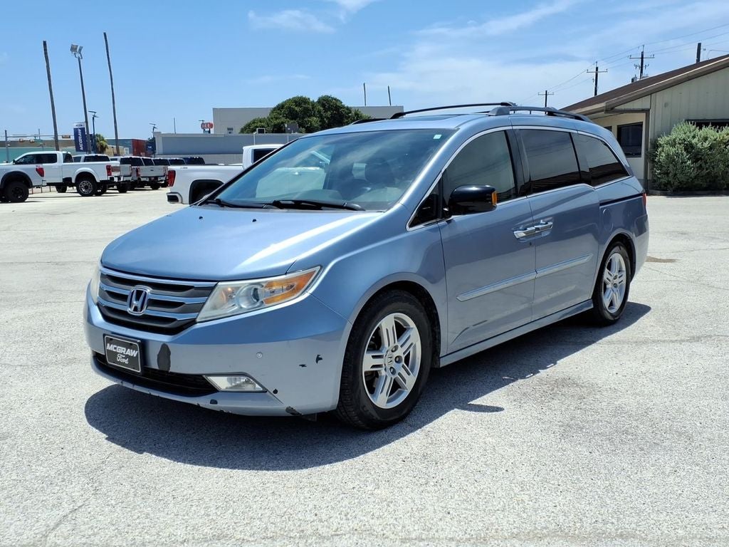 2013 Honda Odyssey Touring in Other — front three-quarter view